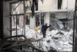 مصادر طبية : قصف أكبر مستشفى في حلب بالبراميل المتفجرة للمرة الثانية خلال أيام