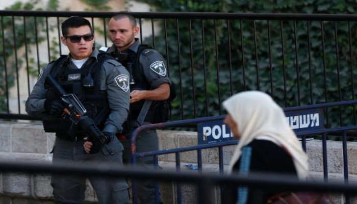 قوات الاحتلال تنتشر في القدس وتغلق الضفة وقطاع غزة