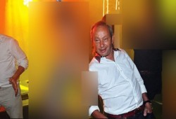 ضرب ساويرس في "كباريه" بأوروبا