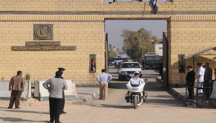 إضراب 2500 معتقلا سياسيا في سجن استقبال طرة