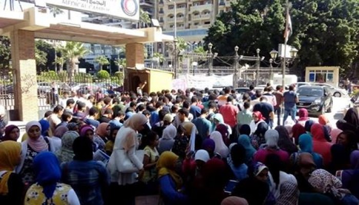 صلاة الغائب على مهند إيهاب بجامعة الإسكندرية