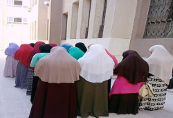 صلاة الغائب على مهند بكلية الدراسات الإسلامية بالمنصورة
