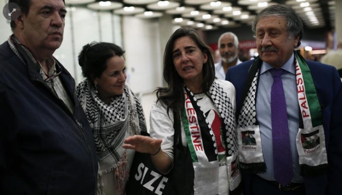 ناشطة من ركاب "زيتونة": إسرائيل أوقفتنا بشكل مخالف للقانون في المياه الدولية