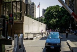 تحذيرات لمواطني كندا وأمريكا.. ماذا يدبر الانقلاب؟