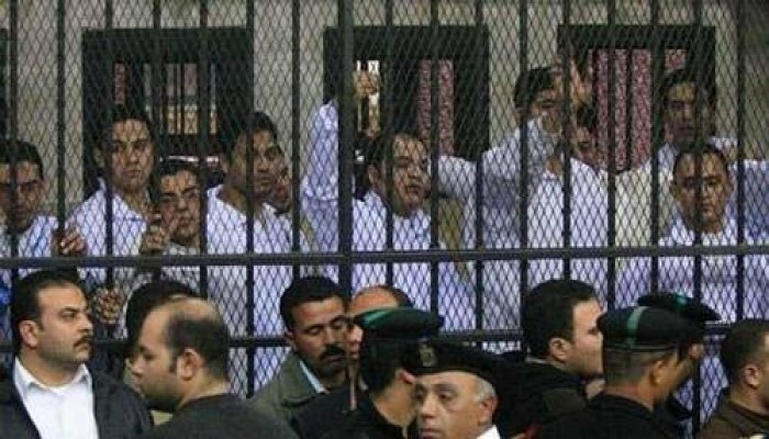 قضاء العسكر.. الإعدام لمعتقل والسجن 365 سنة لـ19 بهزلية "الزيتون"