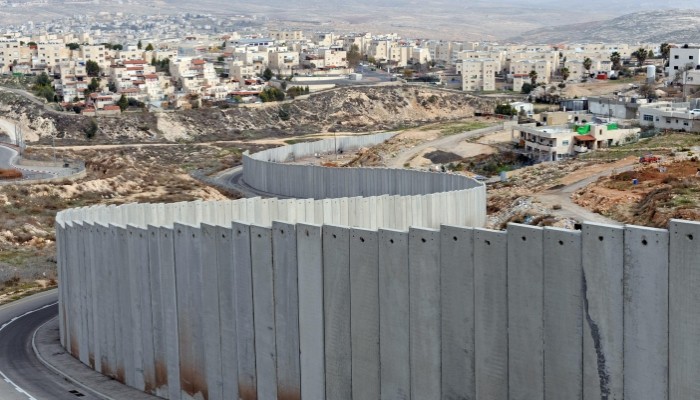 مصر الانقلاب تبدأ بناء جدار عازل على الحدود مع "فلسطين المحتلة"