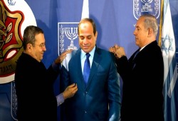 كاتبة صهيونية: سنتملك أراضي بسيناء في "أوكازيون السيسي"