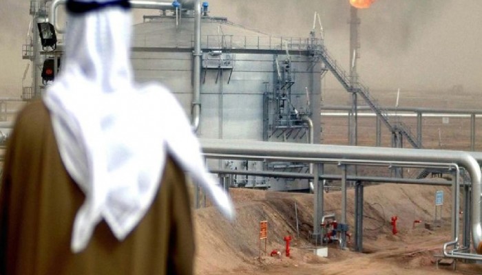 سعوديون يدعون للتخلي عن السيسي عبر هاشتاج "إيقاف إمداد مصر بالنفط"