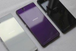 "سوني" تطلق هاتفًا جديدًا بكاميرا خلفية 23 ميجابكسل