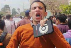 والدة أحمد ناصف: اعتقلوا إبني لأنه عضو فعال بإتلاف شباب ثورة 25 يناير