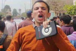 والدة أحمد ناصف: اعتقلوا إبني لأنه عضو فعال بإتلاف شباب ثورة 25 يناير