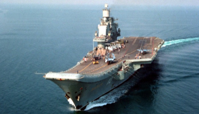 روسيا ترسل حاملة طائرات إلى سواحل مصر