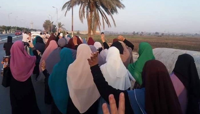 تفاعل شعبي واسع مع مسيرة رافضة لحكم العسكر بأبو حماد بالشرقية