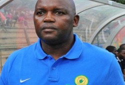 مدرب صن داونز: فريقي يستطيع الفوز على الزمالك وحسم اللقب