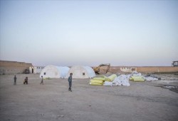 تركيا تستكمل عملية إنشاء مخيم للنازحين في جرابلس السورية