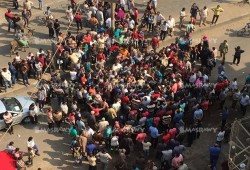 أهالى ميت محسن يقطعون طريق "المنصورة - بنها" بعد اختقاء طفلة