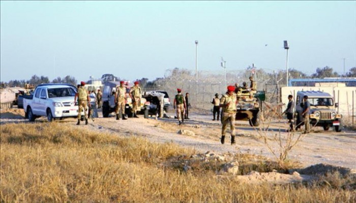 الأناضول: مقتل شرطي وإصابة 6 إثر تفجيرين شمالي سيناء