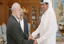 أمير قطر يستقبل مشعل وهنية بالدوحة
