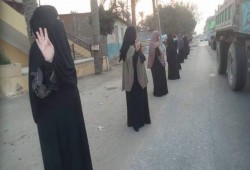 ثائرات أبو كبير بالشرقية يطالبن بوقف أحكام الإعدامات بحق الشرفاء