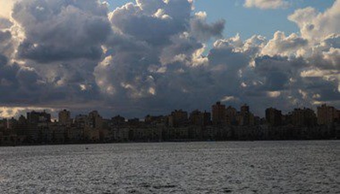 البحوث الفلكية: شهب الجباريات تمطر مصر والعالم الليلة وحتى فجر غد