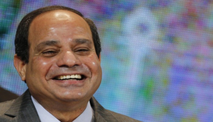 عماد أبو هاشم: "مصر تأكل بثدييها"
