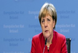 ميركل: نفكر في فرض عقوبات على روسيا بسبب ما يحدث في حلب