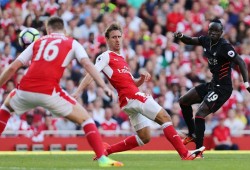 أرسنال يتصدر الدوري الإنجليزي رغم تعادله سلبيا مع ميدلسبره