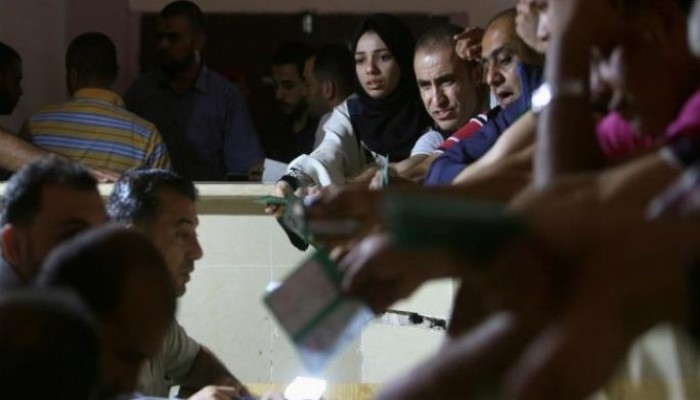 مصر تغلق معبر رفح وسط انتظار 20 ألفًا على الجانب الفلسطيني