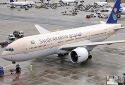 هبوط طائرتين بمطار القاهرة اضطراريًا لسوء الأحوال الجوية