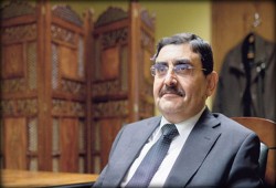 أنباء عن تدهور الحالة الصحية لعصام الحداد بالمعتقل