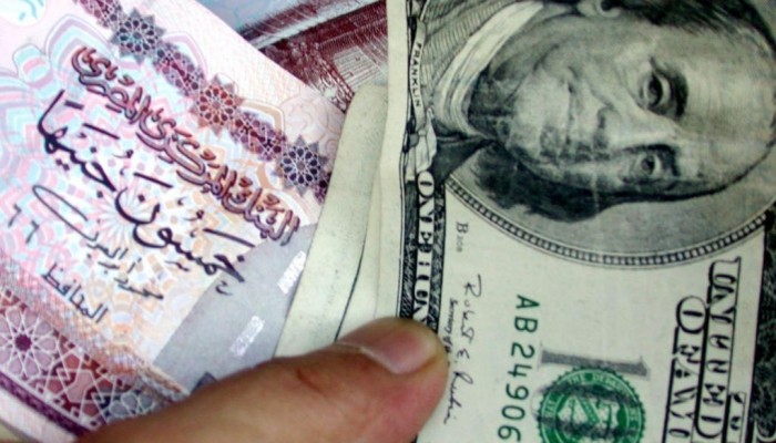 انهيار الجنيه يتواصل ويسجل رقما غير مسبوق