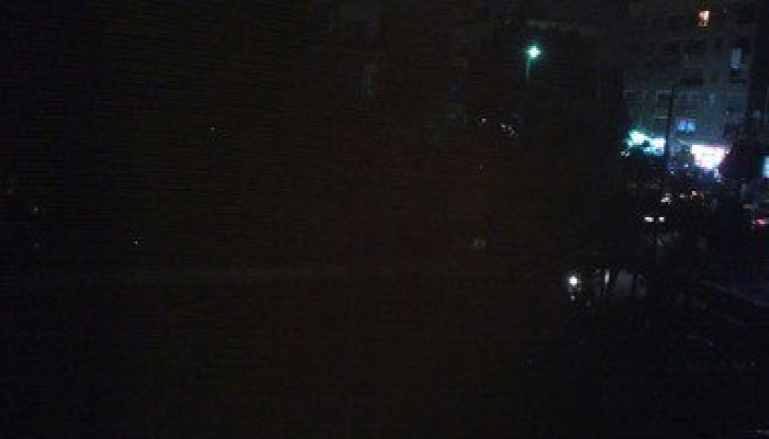 السيول تجتاح قرية بسوهاج.. وتأخر معدات الرى يؤجل عملية إنقاذ الأهالي المحاصرين