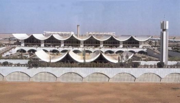 الحوثيون عن صاروخ "مكة" : استهدفنا مطار جدة