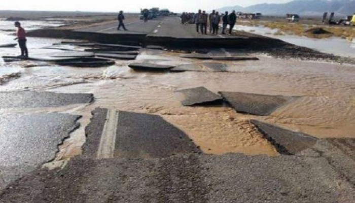 ارتفع ضحايا السيول لـ 15 قتيل و52 مصاب وإغلاق 3 موانئ بالبحر الأحمر