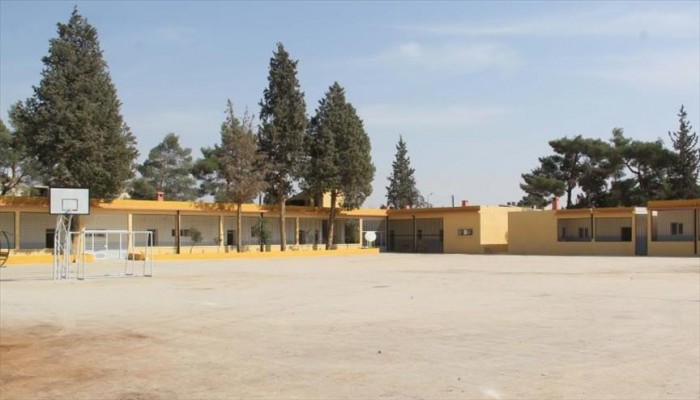 بجهود تركية .. ثانوية بجرابلس السورية تنتظر طلابها بعد استخدام "داعش" لها كسجن