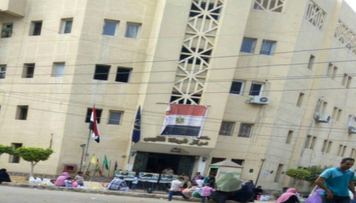 أمن الإنقلاب يقتحم الزنازين علي معتقلي مركز شرطة فاقوس وذويهم يستغيثون