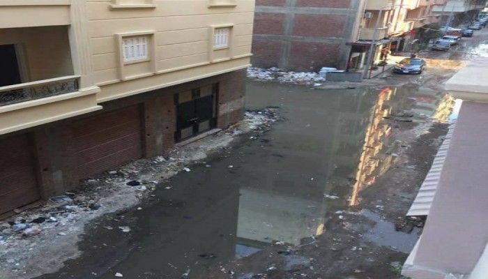 أهالى أرض أدمون بالبحيرة يستغيثون من الصرف الصحى وسط تجاهل محليات الانقلاب