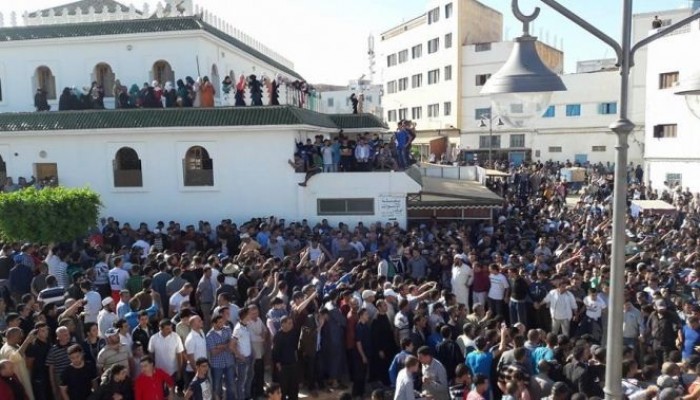 آلاف المغاربة يواصلون تظاهراتهم احتجاجًا على "طحن فكري"