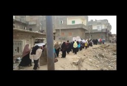 نساء حوش عيسى يبدأن موجة الغضب تحت شعار "العيشه مرار"