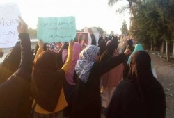 مسيرة على طريق الزقازيق تطالب برحيل العسكر