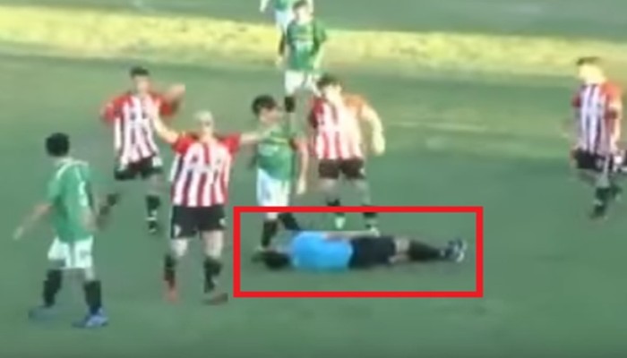 لاعب بالمكسيك يقتل حكما بلكمة قاضية احتجاجا على طرده (فيديو)