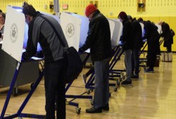 بدء التصويت لاختيار الرئيس الأميركي الـ45