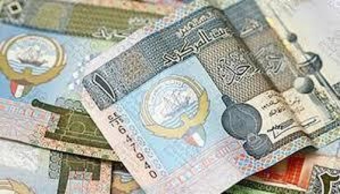 الدينار الكويتي يتخطى حاجز الـ60 جنيها