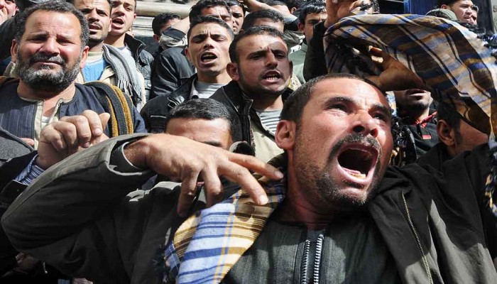 "بلومبرج": السيسي يتحمل المسؤولية المباشرة عن الفشل الاقتصادي لمصر