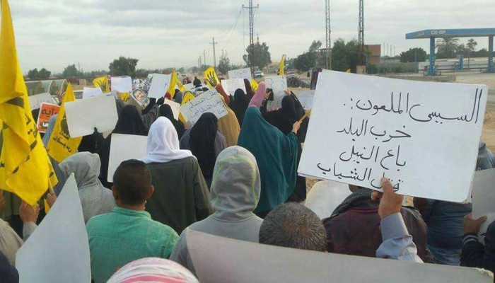 ثوار فاقوس بالشرقية يواصلون التظاهر في ثان أيام حق الغلابة