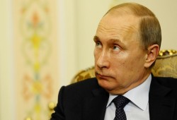 ديلي ميل : بوتين سيتنحى