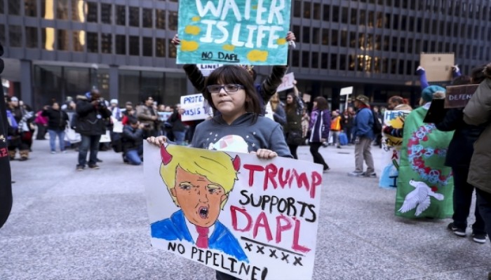 "الهنود الحمر" يتظاهرون ضد ترامب