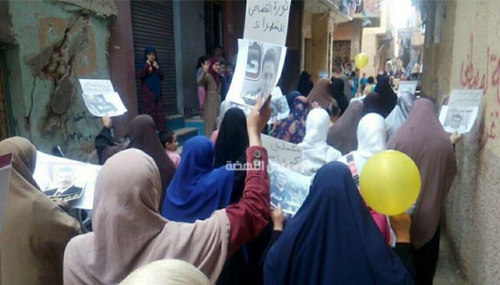 مسيرة لحرائر كرداسة تطالب بإسقاط الانقلاب العسكري