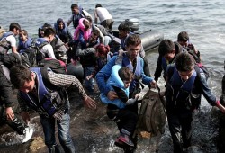 التايمز: هل يستقبل السيسي مهاجرين بصفقة مع ألمانيا؟