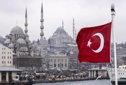 تركيا تتجه لمنح جنسيتها للمستثمرين